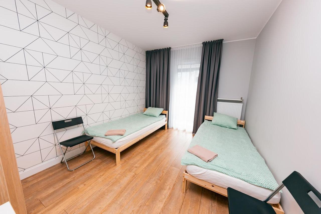 Crystal Guesthouse Варшава Экстерьер фото